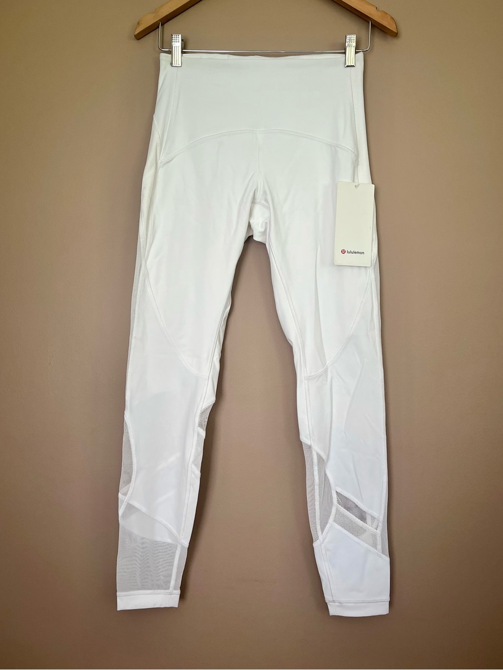 {Lululemon} Clear The Court HR Tight 28" Leggings in White - NWT